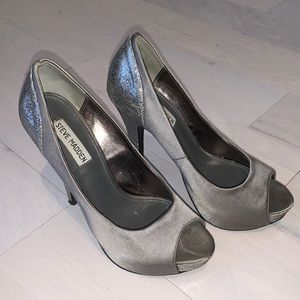 Steve Madden Play-RR Satin Sequin Pumps